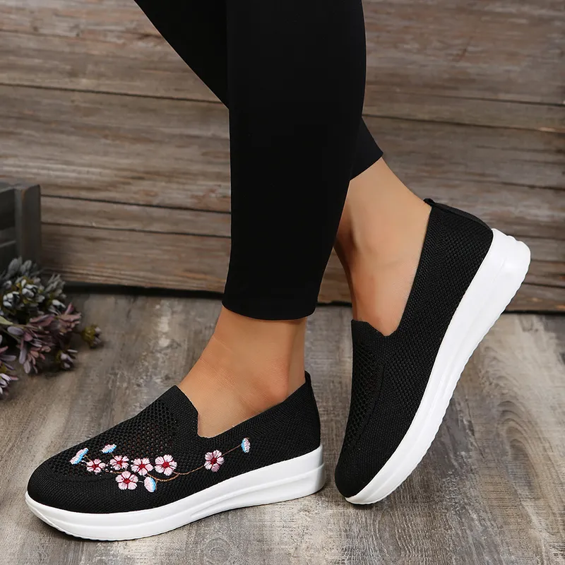 Femmes chaussures tricot chaussette baskets printemps été sans lacet plat femmes grande taille mocassins chaussures de marche maille broderie vulcanisée