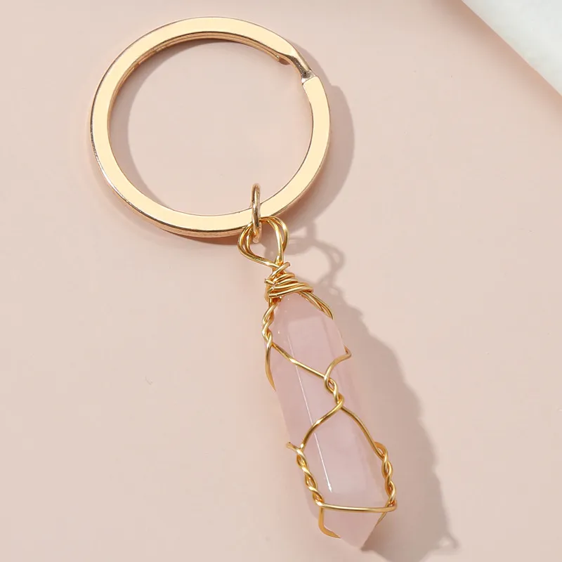 Pierre naturelle fil d'or enveloppe prisme Hexagonal porte-clés porte-clés guérison rose blanc cristal décor de voiture porte-clés pour femmes hommes