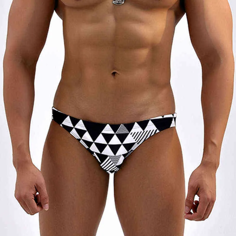 Men's Swimwear Hot Men Swimming Briefs Bikini Swimwear Shorts For Sexy Man Swimsuit Beach Shorts Gay Desmiit Swimsuit 2021 J220913