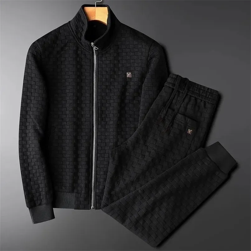 Men's Tracksuits BLACK Suit Spring and autumn light luxury fashion men's zipper jacket top casual streetwear trousers plaid suit 220920