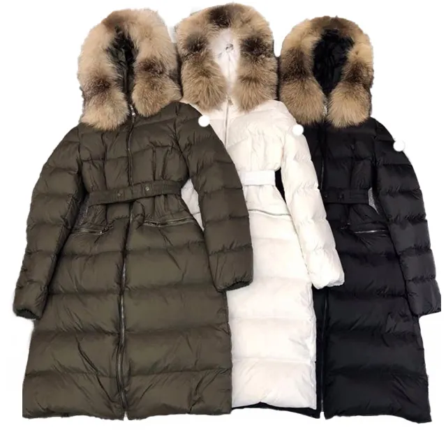 Designer-Damen-Daunenjacke, besticktes Abzeichen, Wintermantel, langer Pelzkragen, Damen-Wintermäntel