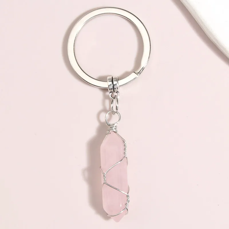 Porte-clés à prisme Hexagonal en fil de pierre naturelle, porte-clés de guérison, cristal rose blanc, décoration de voiture, pour femmes et hommes