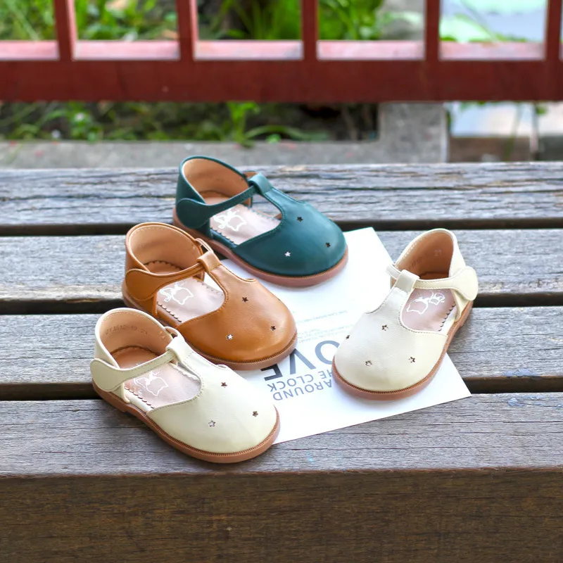 Sneakers Girls Princess Shoes Spring Summer Solid Color Hollow Out Children S Soft Sole Baby Single Kids Flats 220920