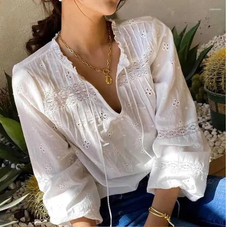 Camicette da donna AYUALIN Lanterna Manica lunga Camicie di pizzo bianco Donna 2022 Vintage Cotone Ricamo floreale Nappa Casual Autunno Boho Top