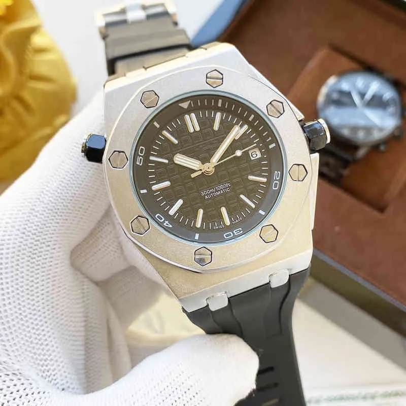 男性のための贅沢な時計機械時計FM15710 Royal Offshore Automatic S Swiss Brand Sport Wristatches