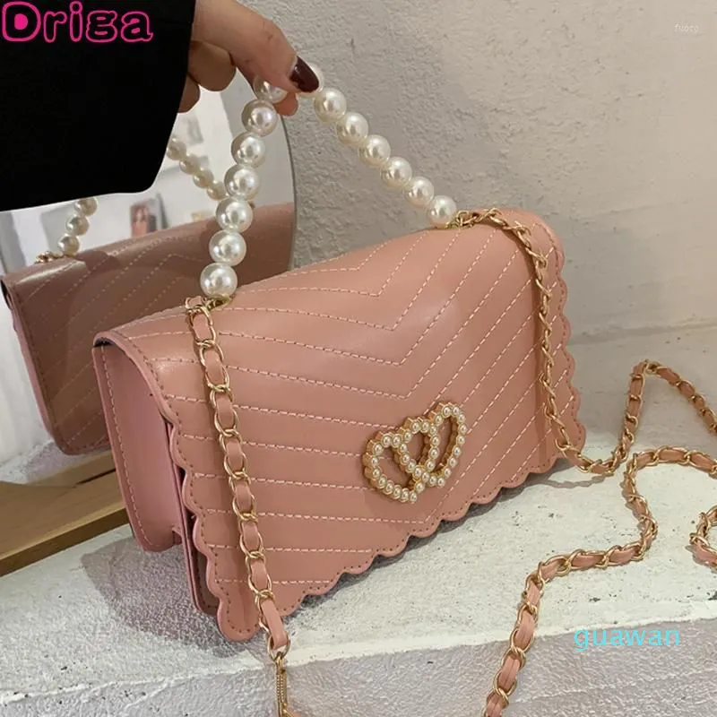 Bolsas de noite Driga Messenger para mulheres Bolsas de ombro de designer de luxo Bolsas de ombro e bolsa com correntes de correntes de pérolas casuais