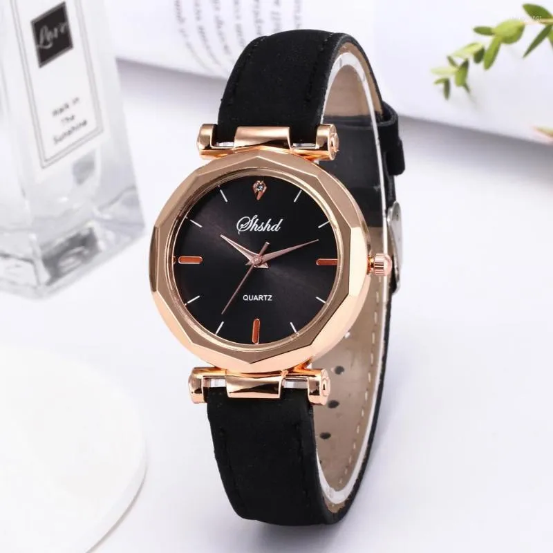 Armbandsur kvinnor armbandsur klocka läder kvarts kvinnors klocka dam mode relogio feminino timmar saati