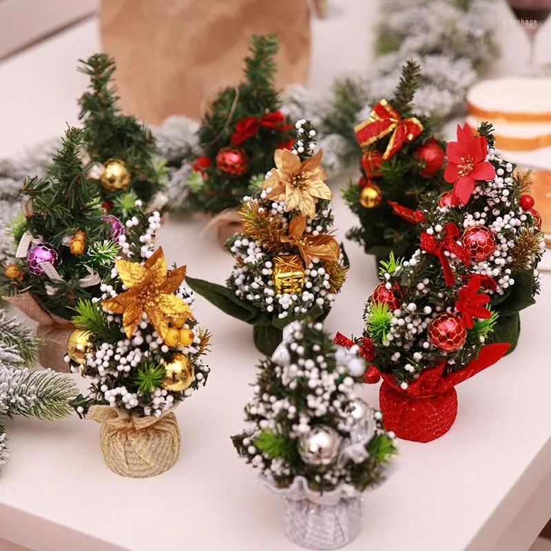 Decorazioni natalizie Mini ornamento per albero da scrivania Layout di scena per anno familiare Regali di Natale Tavolo per auto Camino