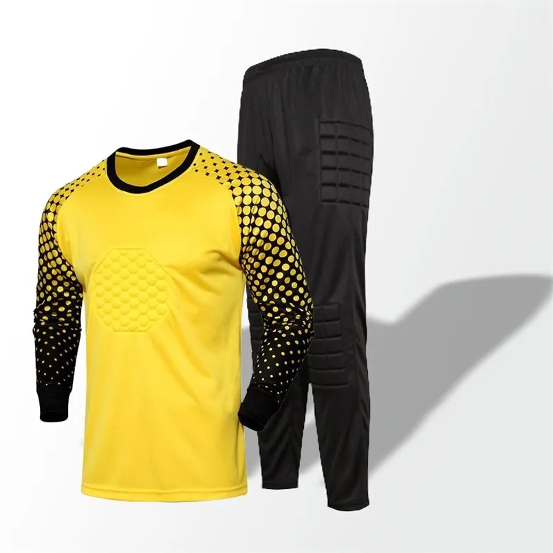 Gym Kleding Volwassen Kinderen Voetbal Doelman Jerseys Set Kinderen Mannen Goalie Voetbal Uniform Spons Bescherming Doorkeeper Shirt Broek Shorts 220920