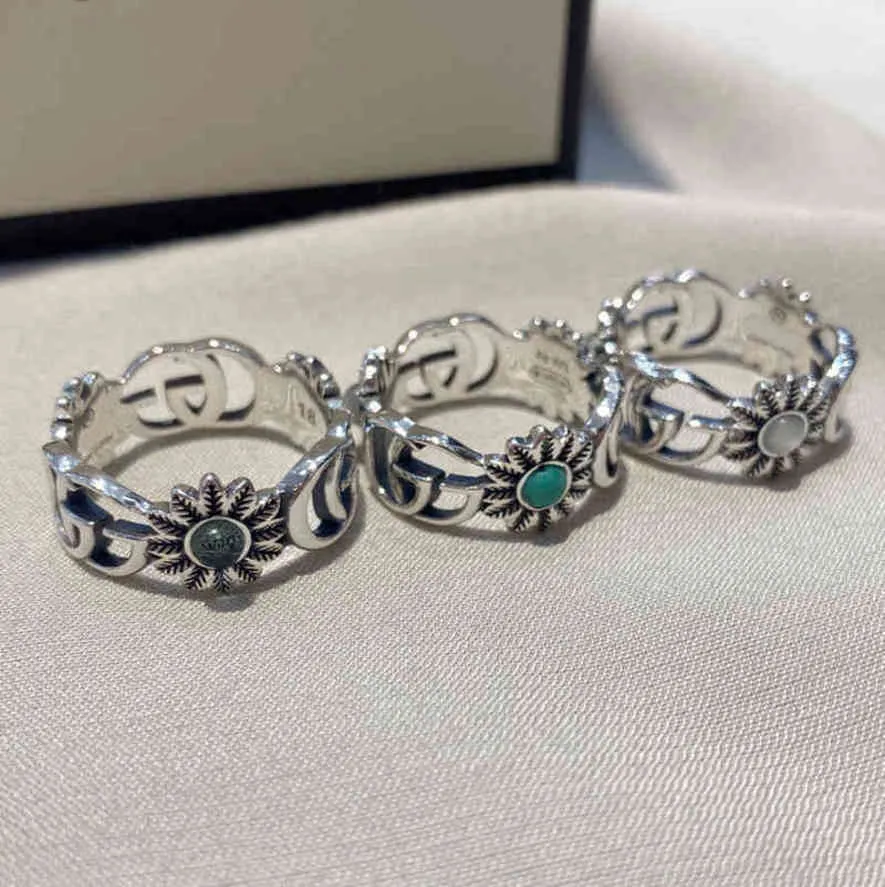 Pierścienie zespołu S925 Silver Small Daisy Turquoise Pierścień Spersonalizowana para pary pierścienia Elegancki styl ekskluzywny salepvyd