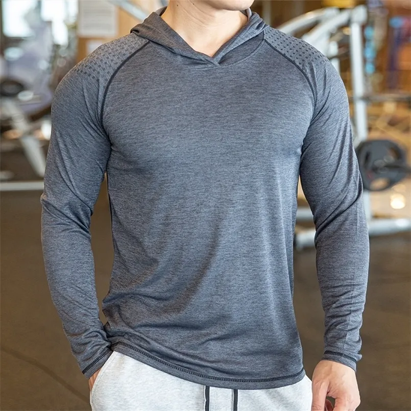 Camisetas de camisetas masculinas capuzes de manga longa de manga longa que executa roupas de treinamento para camiseta esportiva rápida e respirável para 220920