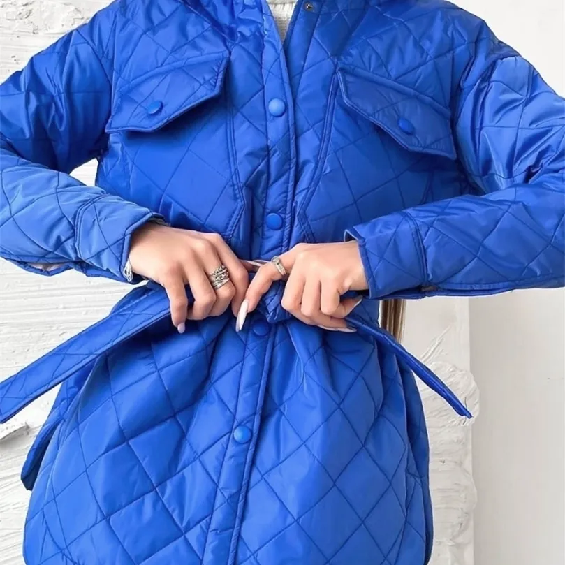 Women Down Parkas Womens Winter Jacket Overized Blue Parka Emwear Długość ciepła luźna swobodna płaszcz Vintage Quested Kurtka dla kobiet z paskiem 220921