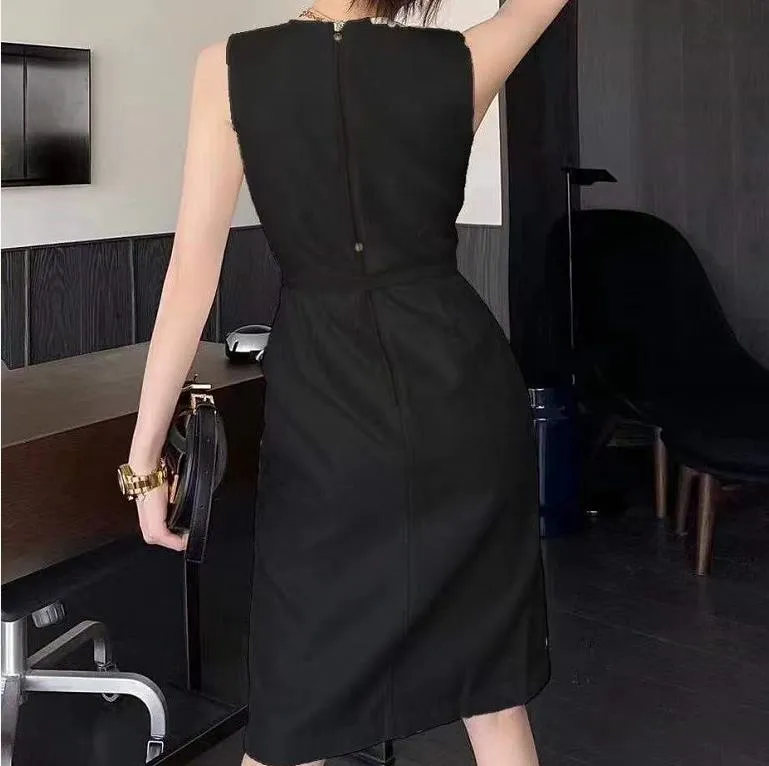 Women's Dresses Fashion office lady work dress mid length above ankle with full letters printed in black color sleeveless with side split slim design SML A003