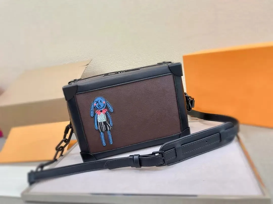 패션 연합 어깨 가방 유명한 사각형 상자 쇼핑 메신저 가방 장애자 편지 패턴 고급 디자이너 백팩 지갑