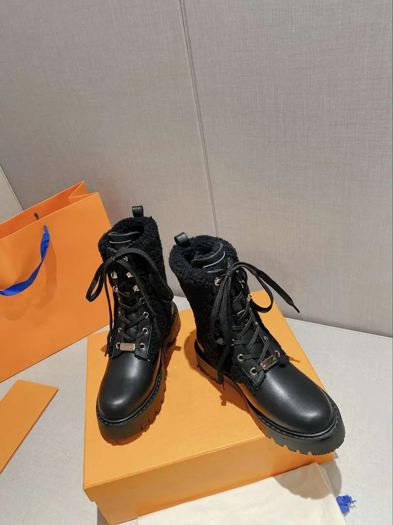 2022 Woman TERRITORY FLAT RANGER Leather Biker Boots Lady Desert High Top Martin Sneakers Size 35-41