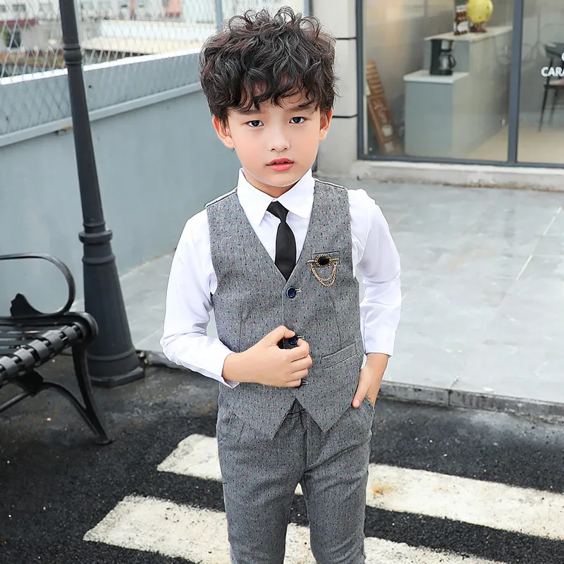 Ragazzi vestiti eleganti best sale