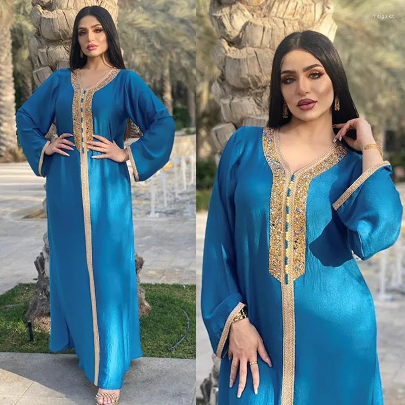 民族衣類MDイスラム教徒の女性Kaftan Flannel Dresses Longeve Abaya Dubai Turkishイスラムイブニングドレスマレーシアエレガント