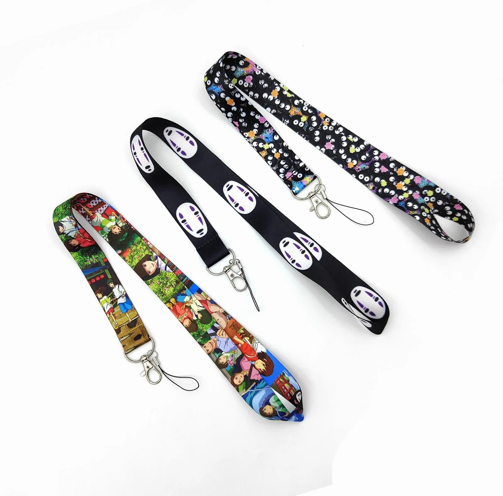 2022 Venta al por mayor 100 piezas Correas de teléfono celular Encantos Japón anime Estilos Celebrity Lanyard Moda Llaves Cuello móvil ID Badge Holders Colgante regalo Joyería Accesorios