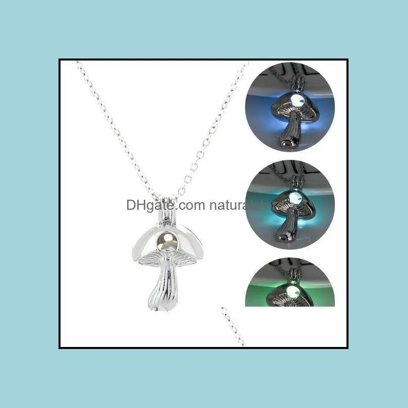 Collane con ciondolo Pendenti Gioielli 3 colori Glow In The Dark Collana di funghi Gabbie di perle cave Luminoso D Bdehome Otmtt