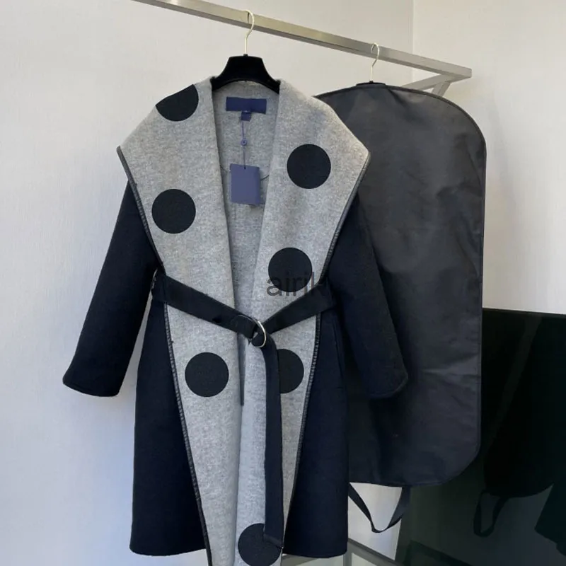 여성 외부웨어 울 재킷 패션 오버 코트 클래식 편지 인쇄 코트 캐주얼 바람 방향 겨울 옷 긴 슬리브 후드.