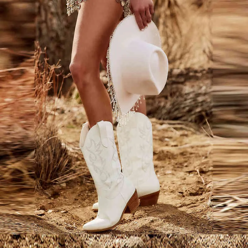 Bottes Cowboy cheville blanc pour femmes 2022 Cowgirl mode Western brodé décontracté bout pointu chaussures de créateur Y2209