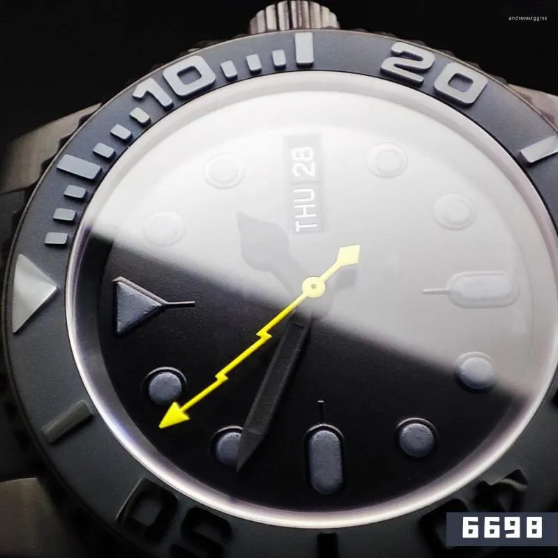 Principais relógios de pulso Assista masculino de luxo Japão NH36 Black Movement Data Display Sapphire Mirror Aço inoxidável Caixa à prova d'água Yachting