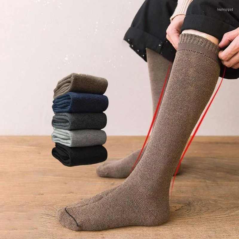 Chaussettes masculines laine de genou d'hiver pour hommes longs épais chauds harajuku chaussettes haute compression rétro mâle 1 paire o1w2