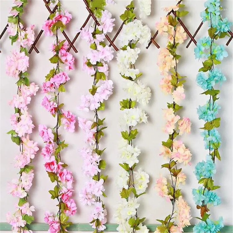 Fiori decorativi Pianta finta Sakura Ghirlanda Ghirlanda Appesa Simulazione Fiore di ciliegio Decorazione del giardino Decorazione della festa in casa