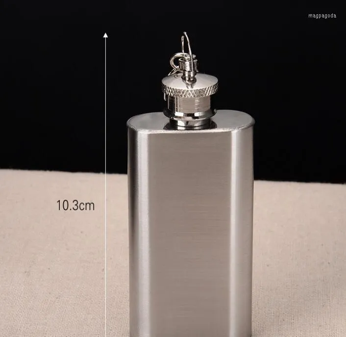 Hip Flasks Quevinal 300PCS Selling 1OZ 2OZ Mini Stainless Steel Flask Wine Pot Alcohol Flagon With Keychain DHL UPS TNT