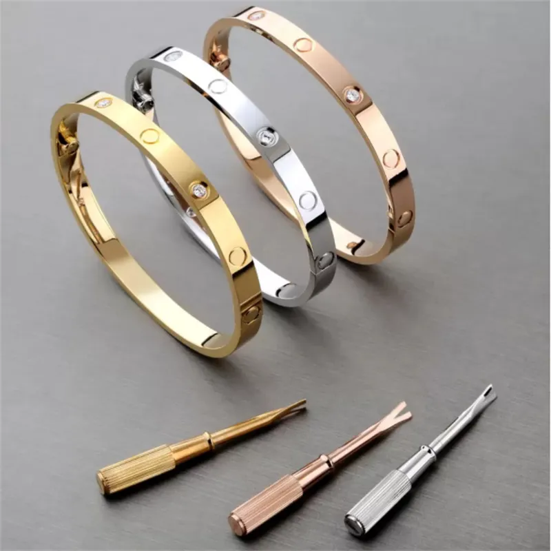 Love gold bracelet designer jewelry rose gold bangle luxurious design jewellery mens and womans charm cuff friendly couple screwdriver bracelets screw bangles