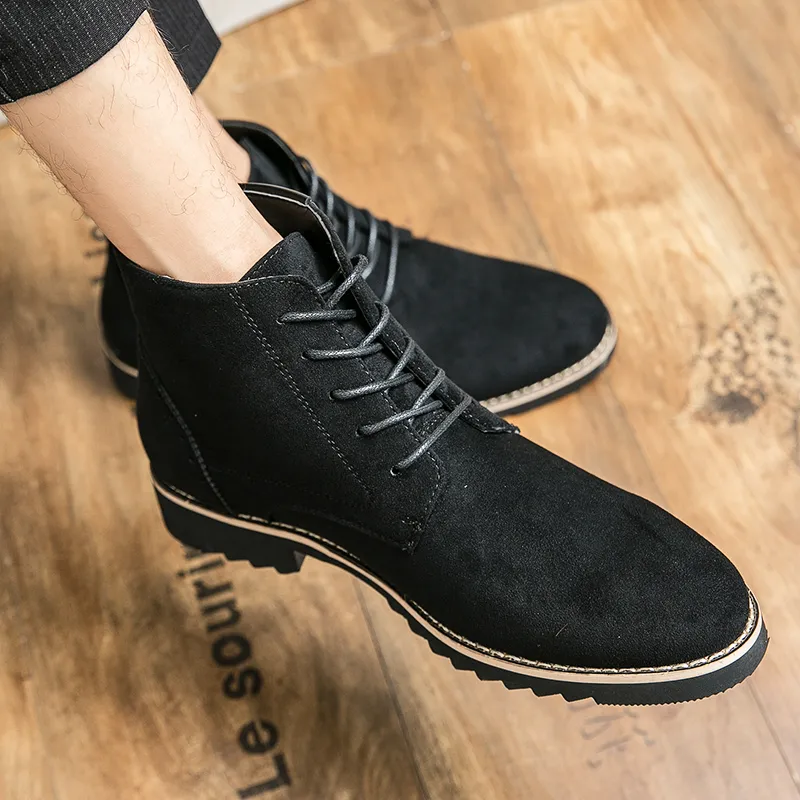 Chelsea Boot Men Shoes Martin Boots Suede All-Match Оснащенные пальцы для шнуровки.