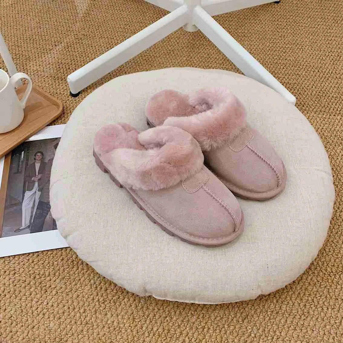 Designer Classic Snow Boots Ladies Slippers Warm Casual Indoor Pajamas Party Wear Non-Slip Cotton Slippers Women Shoe Size 35-40