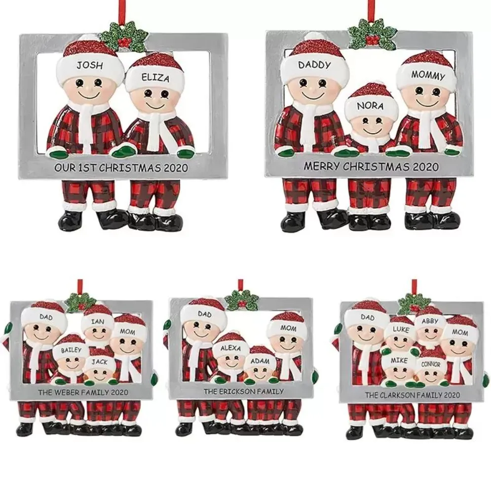 PVC Soft Rubber Christmas Decorations Cute Christmas Family Ornament Red Plaid Santa Claus Hanger Diy Naam Fotoframe Xmas Tree Ornamenten Geschenken WLY935