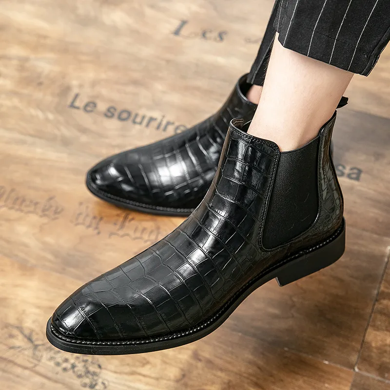 Chelsea Boots Hommes Chaussures Martin Boot Couleur Unie Classique En Cuir Affaires Mode Décontractée Tout-Allumette Crocodile Motif Un Pied Bottines