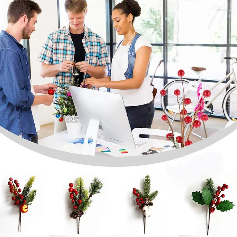 Dekorative Blumen 1PC Künstliche Simulation Kiefernnadeln Gefälschte Pflanzen Zweige für Weihnachtsbaumfenster Home Jahr 2022 Dekor DIY
