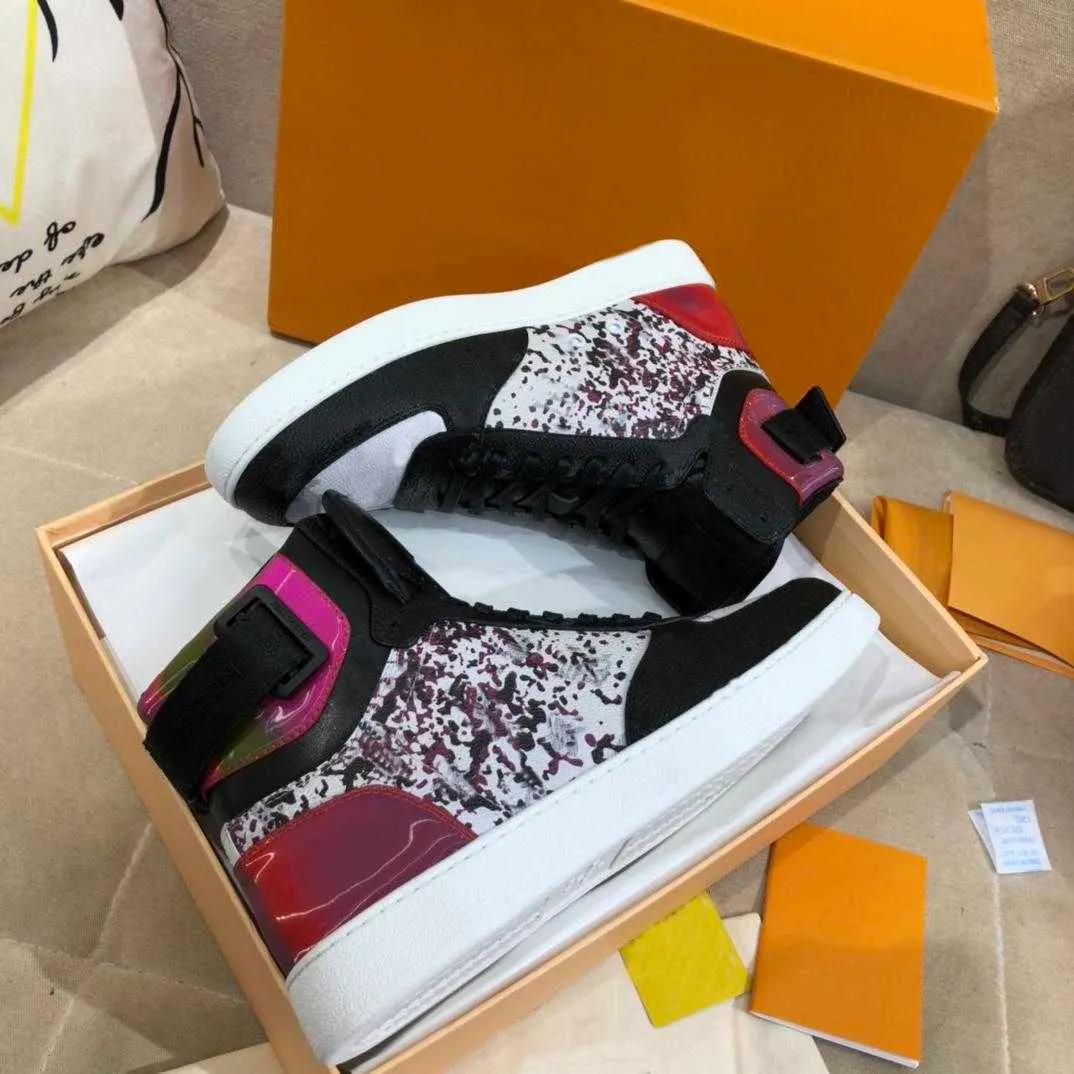 Designer Luxury Casual Shoes 2019ss Colorful Low-top High-top Leather Sneakers Women Men Sneaker Lambskin Calfskin RIVOLI SNEAKER BOOT Retro Styles Size 35-44