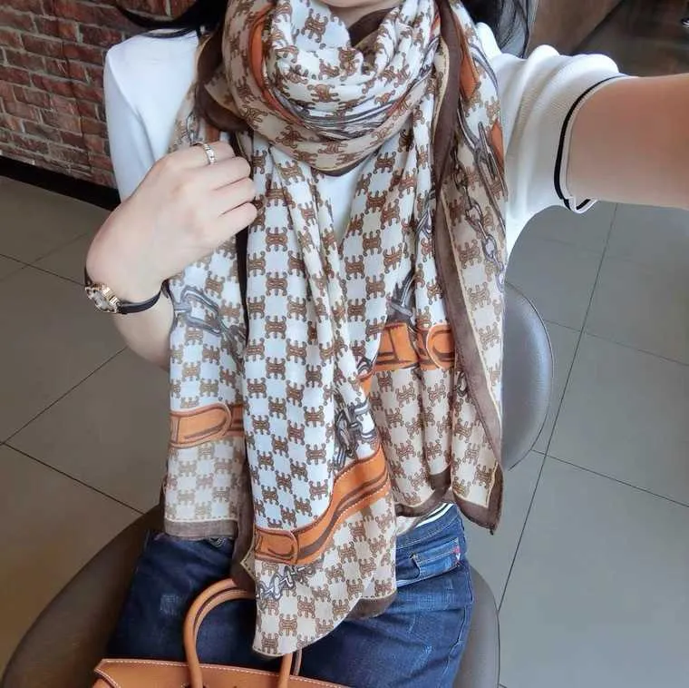 Scarves Autumn and Winter New Scarf Female British Bagh Bristled Cashmere Shl Dual-use Thick Couple Soft Warm Y2209