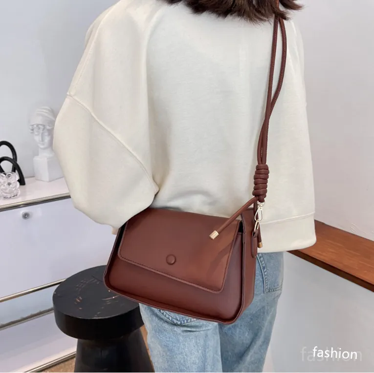 【PORTERNA】Witten Square Shoulder Bag Simple Fashionable All Square Shoulder Bag For Women HPB Bag