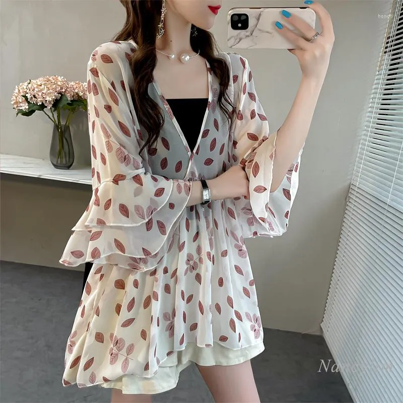 Women's Blouses Women's Large Size Chiffon Shirt 2022 Summer V-neck Mid-Length Printed Top Ladies Ruffled Bell Sleeve Doll