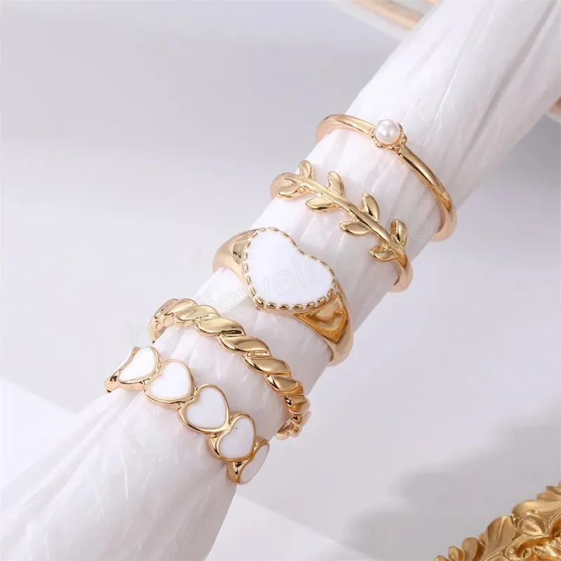 Anillo de perlas de corazón blanco para boda, conjunto de anillos de hojas de 2022 a la moda para mujer y niña, joyería de fiesta