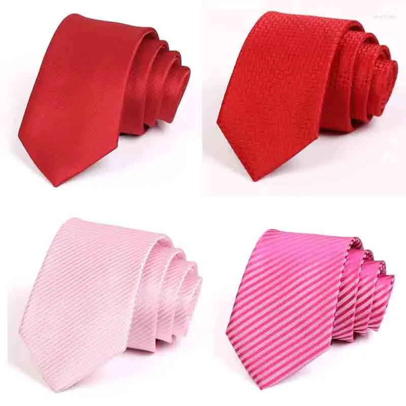 Bow Ties High Quality Solid Color 7CM Tie For Men Fashion Formal Business Wedding Party Groom Necktie With Gift Box