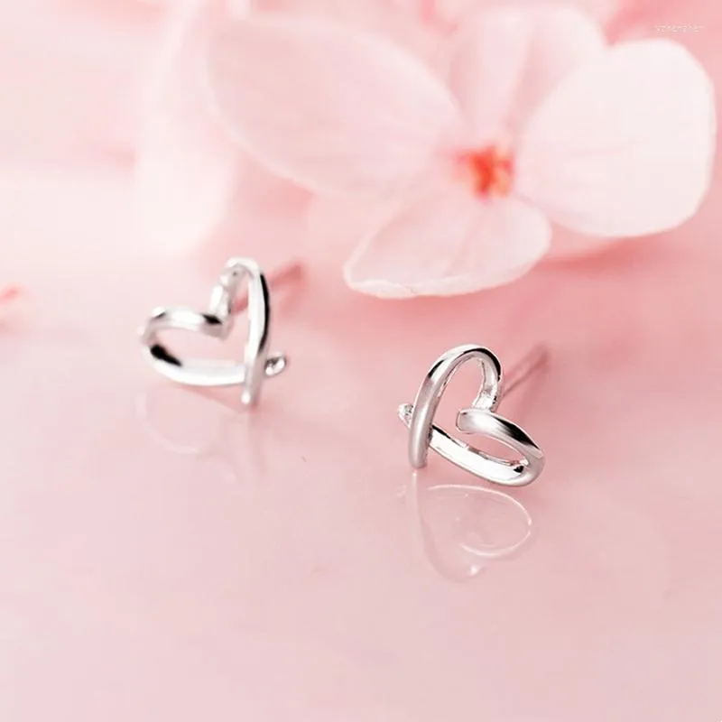 Boucles d'oreilles à tige classique minuscule conception coeurs Simple pour les femmes charme romantique 925 oreille en argent Sterling coréen bijoux fins dames cadeau