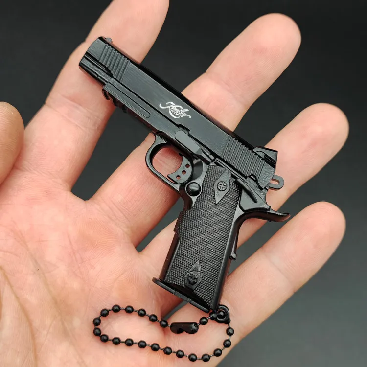 Highly Detailed Alloy Keychain Survival Pistol Gun Model Ornament
