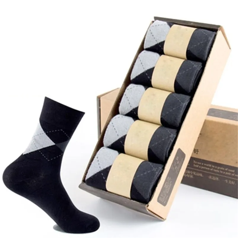 Мужские носки 5pairslot бамбуковые волокнистые носки мужчины бизнес -бренд большой алмаз дышащие дезодорантные носки для мужской одежды 220923