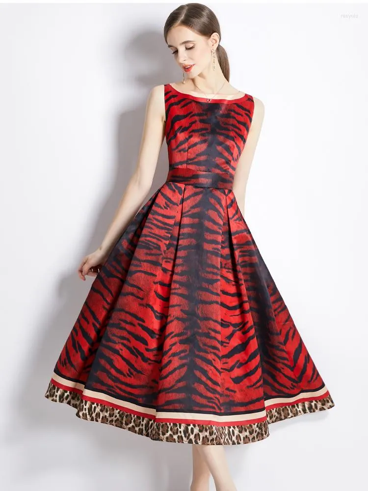 Abiti casual Fashion Designer Runway Leopard Print Tank For Women 2022 Elegante O Neck senza maniche Party Midi Aline Vestidos Robe Red