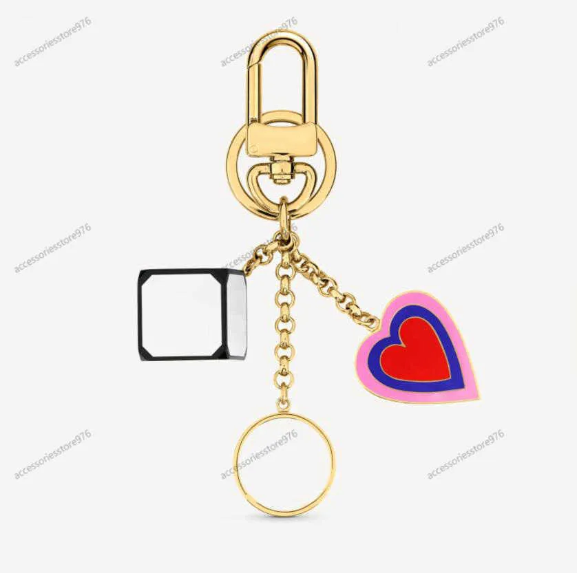 Quality Dice Heart Letter Keychains Flowers Keychain Leather Key Ring Silver Buckle Men Women Bags Car Handbag Pendant Couple Accessories 2