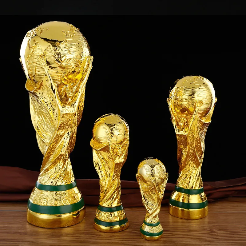 Altre forniture per feste festive Coppa del mondo Resina dorata Trofeo di calcio europeo Trofei di calcio Mascotte Fan Regalo Decorazione per ufficio Mestiere 220926