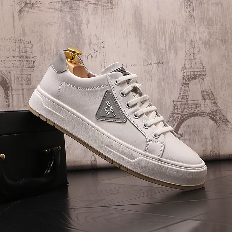 Luxury Designers Dress Wedding Party Shoes Fashion Brand Street Style White Casual Sneakers Round Toe Thick Bottom Oxford Business Driving Walking Loafers Y43