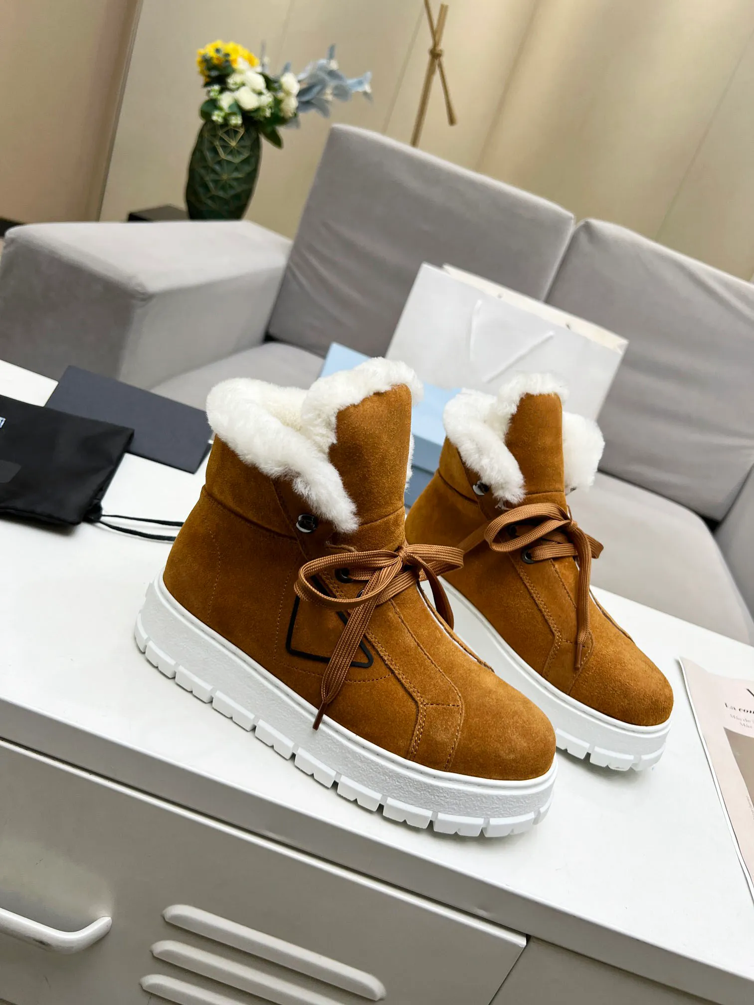 Womens furry boots fur integrated winter woman fluff antiskid thick bottom triangle tag wool snow boot brown TOP MID heel snow shoe