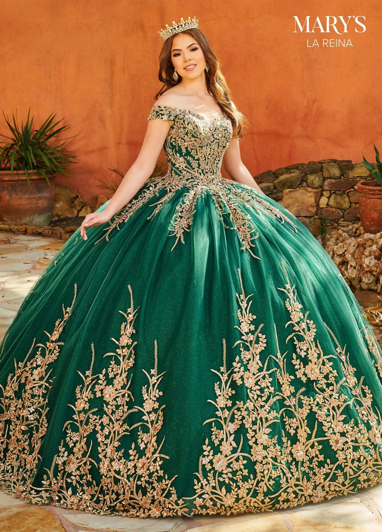 Zielone sukienki Quinceanera Off The Shoulder zroszony złota koronkowa suknia balowa z aplikacjami słodka 16 sukienka na studniówkę Party Dress suknie wieczorowe